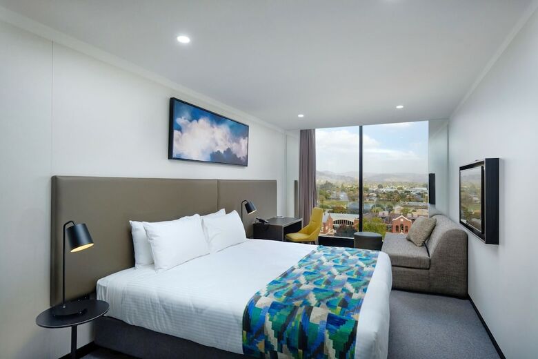 Mantra Albury Hotel