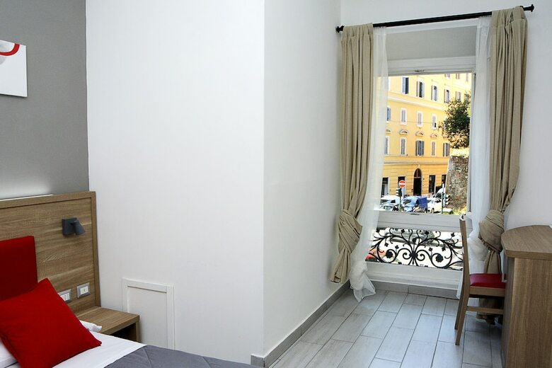 Hotel New Moon Guesthouse