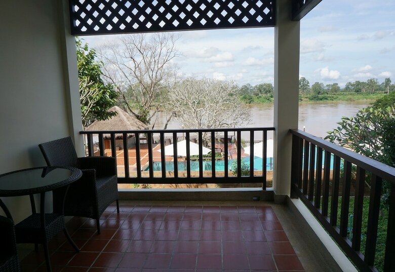 Hotel Bansaeo Garden And Resort