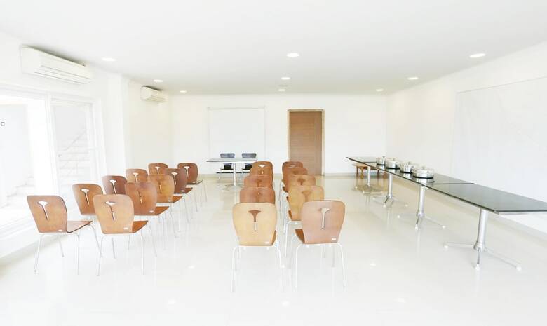 Hotel Rishi Gardens