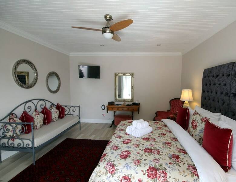 Hotel Elephant Country Guest House