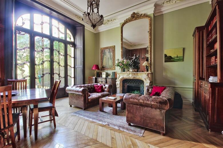 Luxury Apartment - Garden Access Monceau