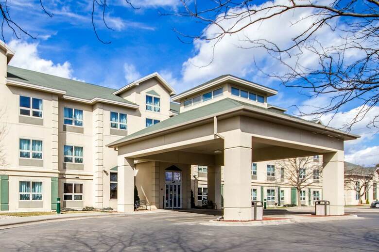 Hotel Comfort Suites Madison