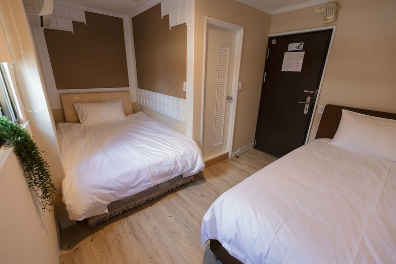 Hostal May Rooms Taipei Ntu