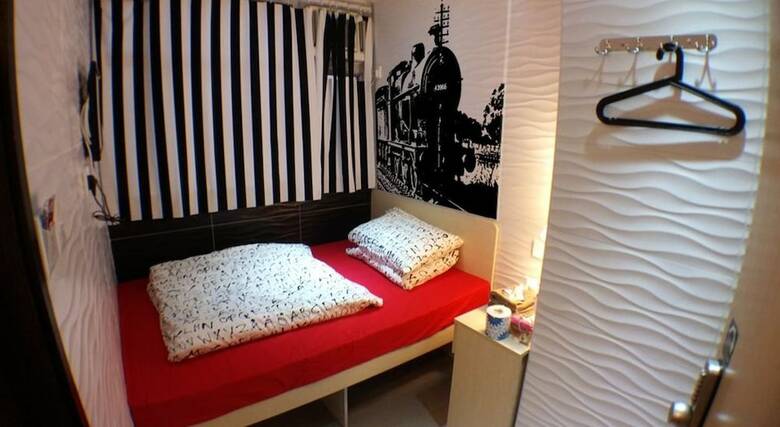 Micro Hotel
