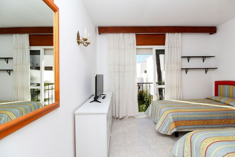 La Cala Torreon - First Line Beach 3br Apartment By Rafleys