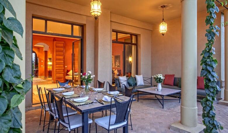 Villa Avec Piscine Priv�e Et Golf