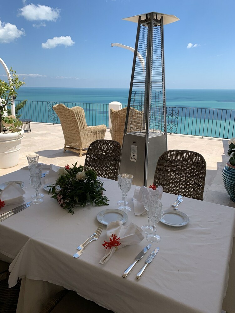 Hotel La Locanda Del Carrubo