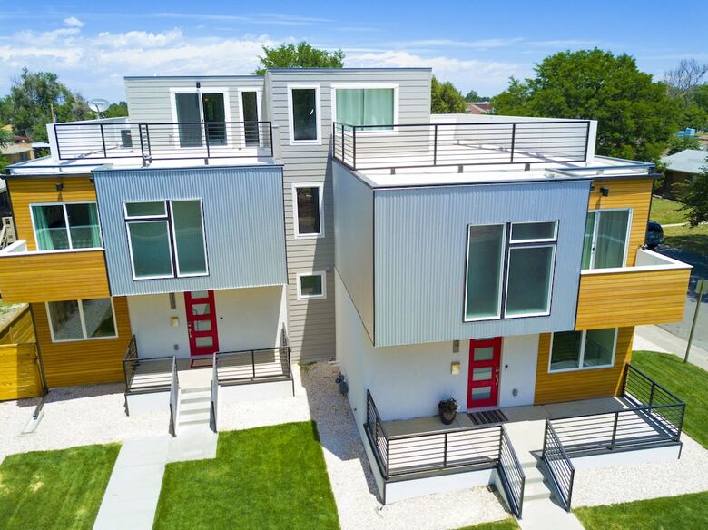 Built In 2017 Luxurious 4 Br Home In Dt