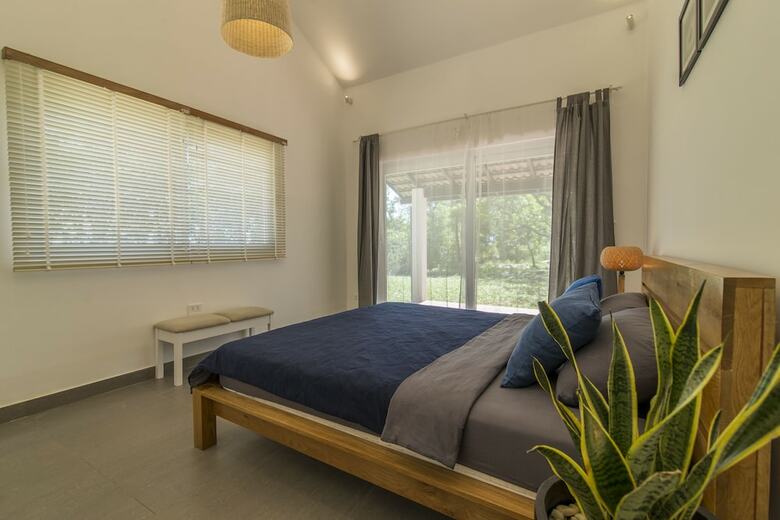 Cashew Cashew Villa