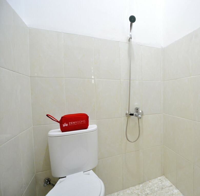 Hotel Zen Rooms Kemang G17 Syariah