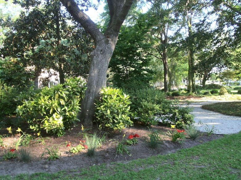Bed & Breakfast Tudor Oaks Inn