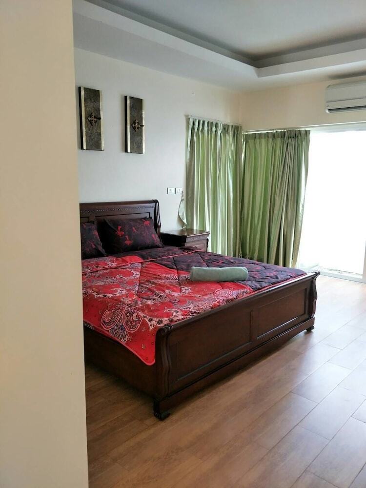 Holiday 3 Bed Room Tanode Villa