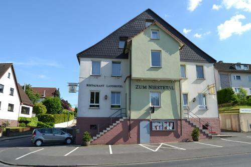 Hostal Landhotel Zum Niestetal