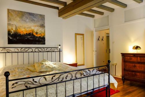 Hostal Rheinriver Guesthouse - Art Hotel
