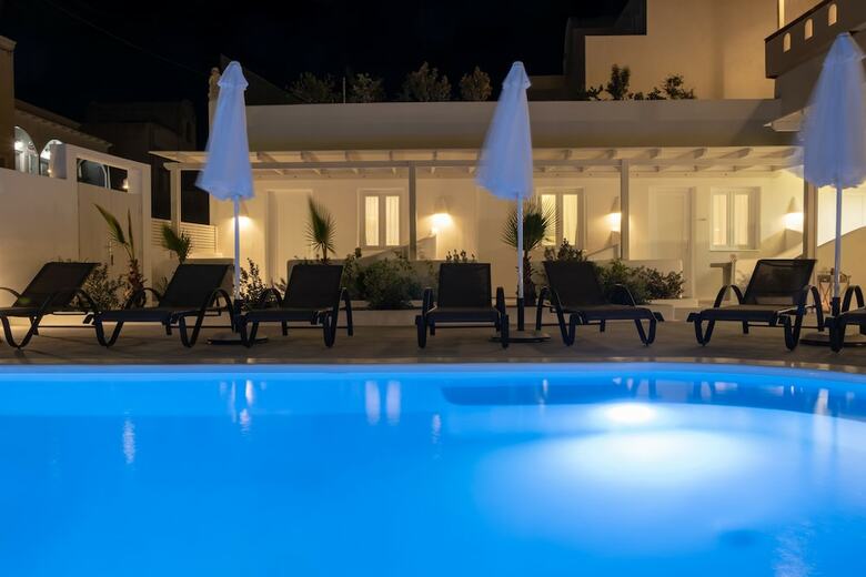 Hotel Ambience Suites