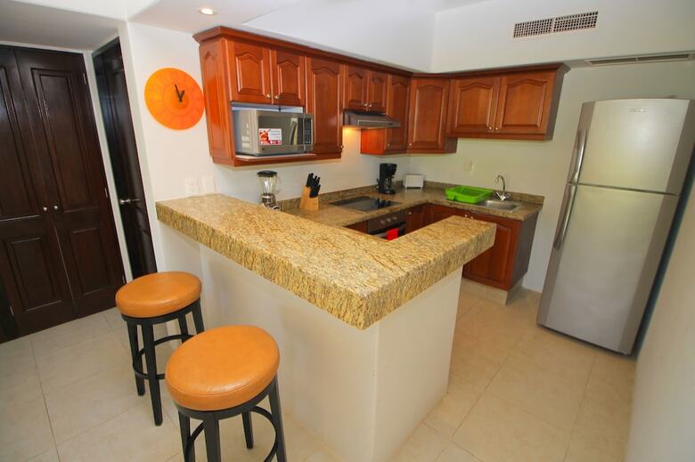 Apartamentos Luna Maya Beautiful 2br Beach Condo