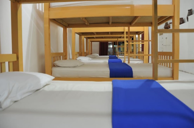 Hostal On The Way Hostel & Lounge