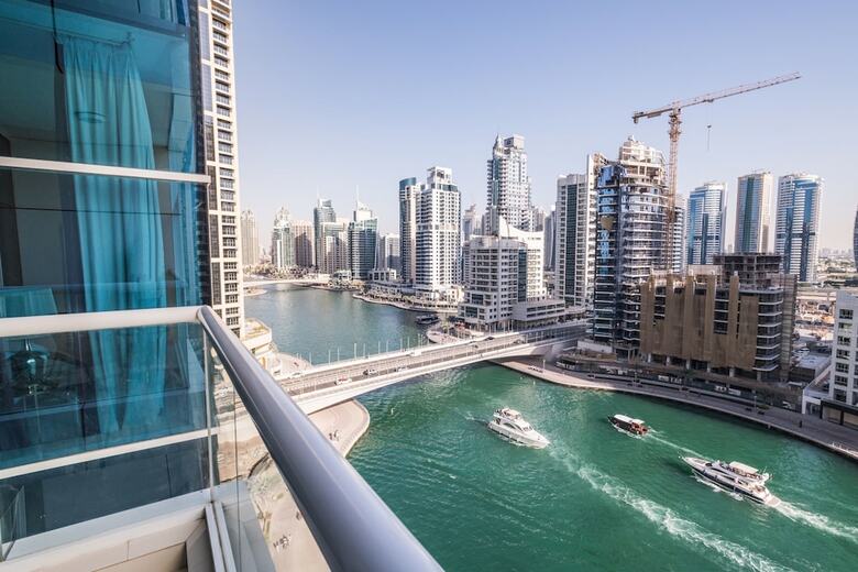 Luxury Staycation - Continental Tower