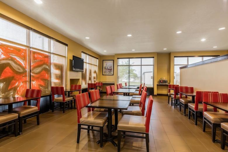 Hotel Comfort Suites Jonesboro University Area