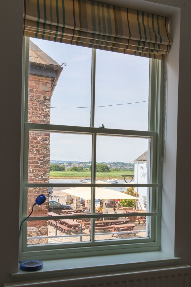 Aparthotel Route 2 Topsham
