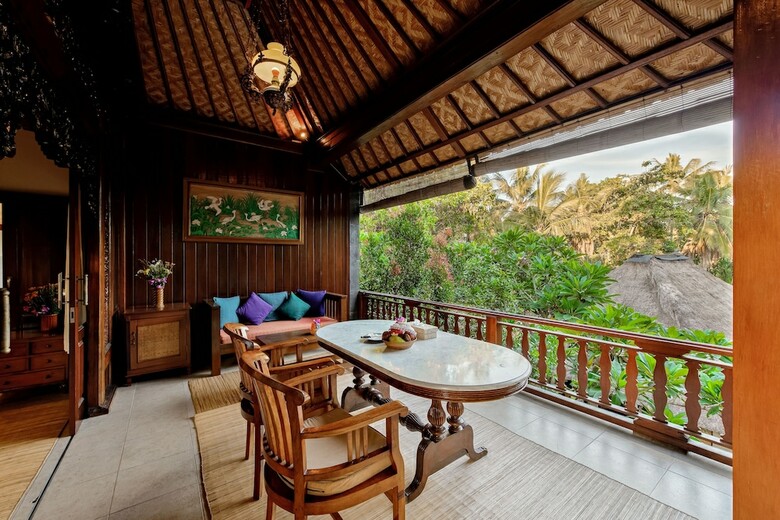 Hotel Kebun Indah