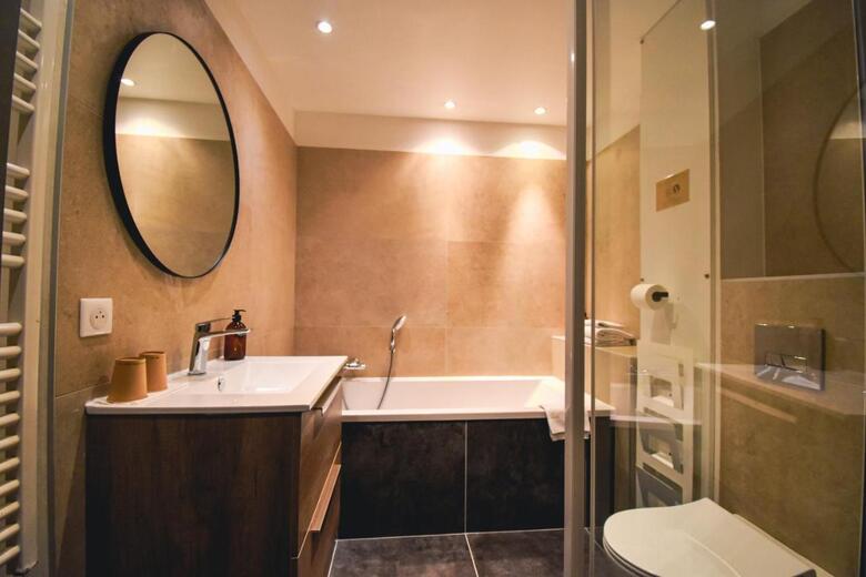 Hotel H�tel Azur Reims