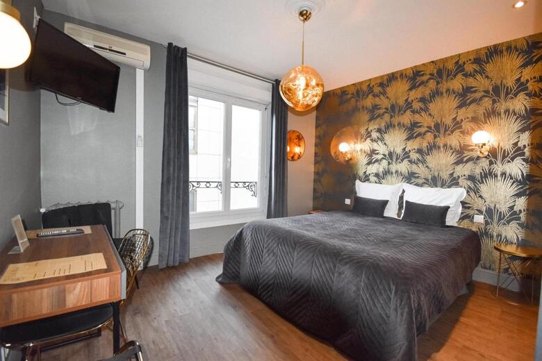 Hotel H�tel Azur Reims