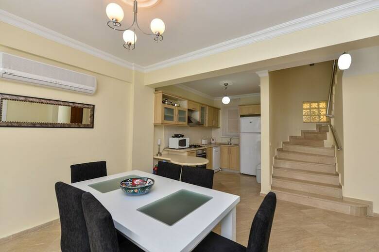 Sunset Beach Villas And Apartments