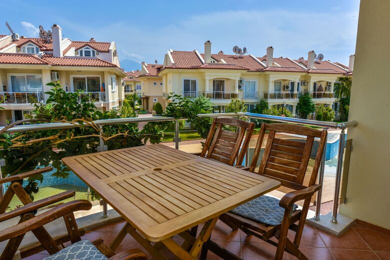 Sunset Beach Villas And Apartments