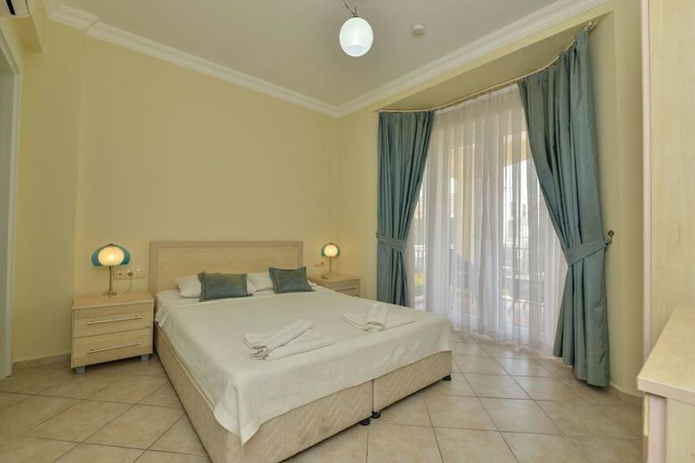 Sunset Beach Villas And Apartments