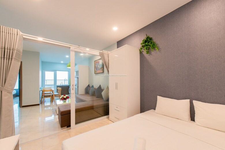 Handy Beachfront Apartment