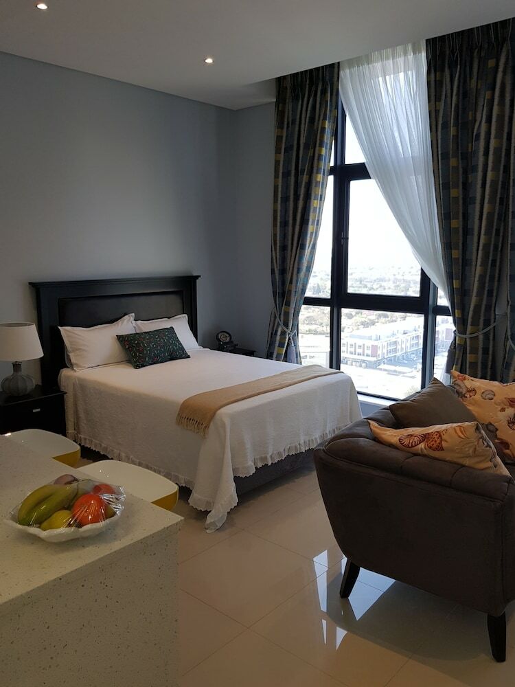 Hotel Apartments At Itowers Cbd Gaborone