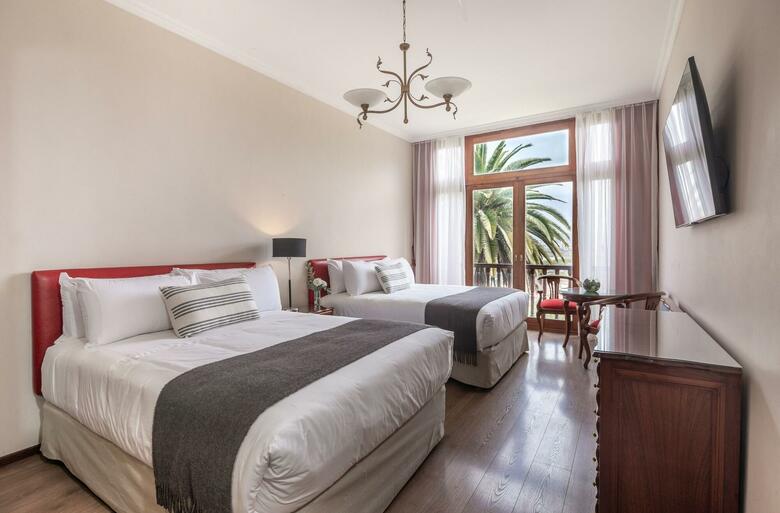 Hotel Altos De La Vina