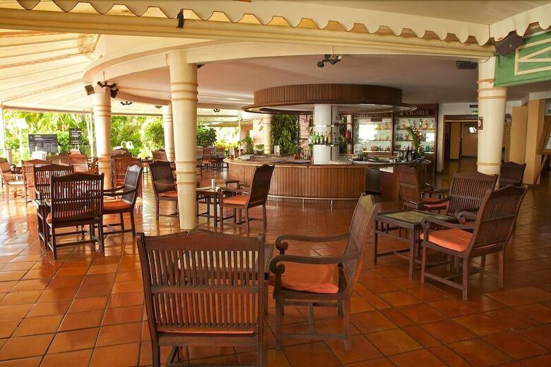 Hotel Bakoua Les Trois Ilets