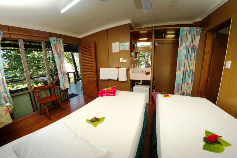 Hotel Beachcomber Island Resort