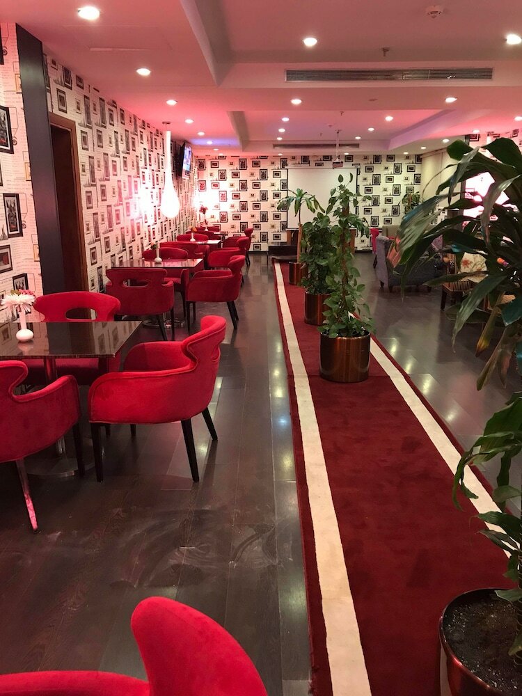 Hotel Ramada By Wyndham Al Hada