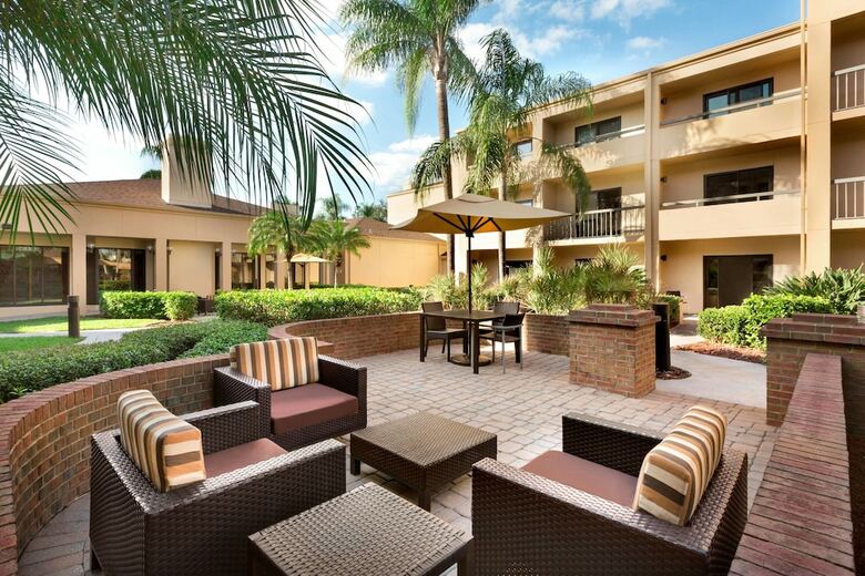Hotel Courtyard By Marriott Fort Myers Cape Coral