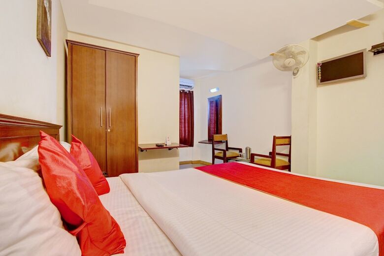 Hotel Oyo 8002 Sri Sai Inn