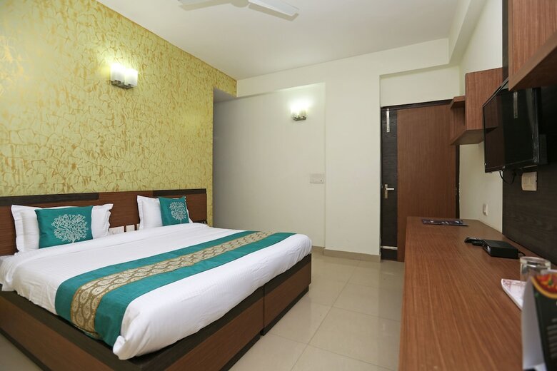 Hotel Oyo 8481 Le Tara Residency