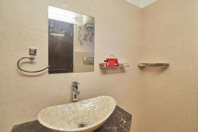 Hotel Oyo 3594 Kamla Nagar