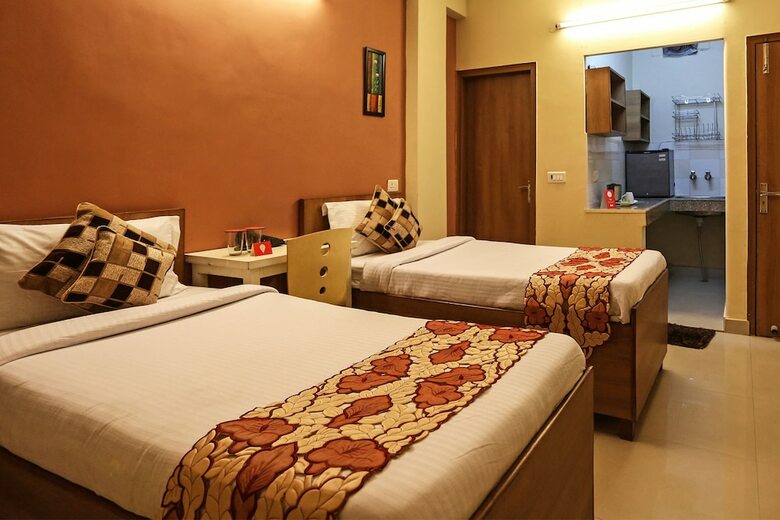 Hotel Oyo 5533 Bafel Residency