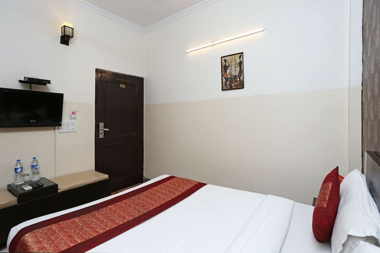 Hotel Oyo 5409 Airport Inn