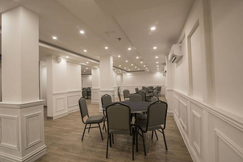 Hotel Oyo Townhouse 033 Siri Fort