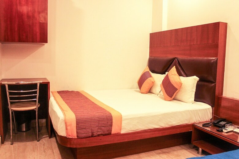 Oyo 6169 Hotel Prem Deluxe