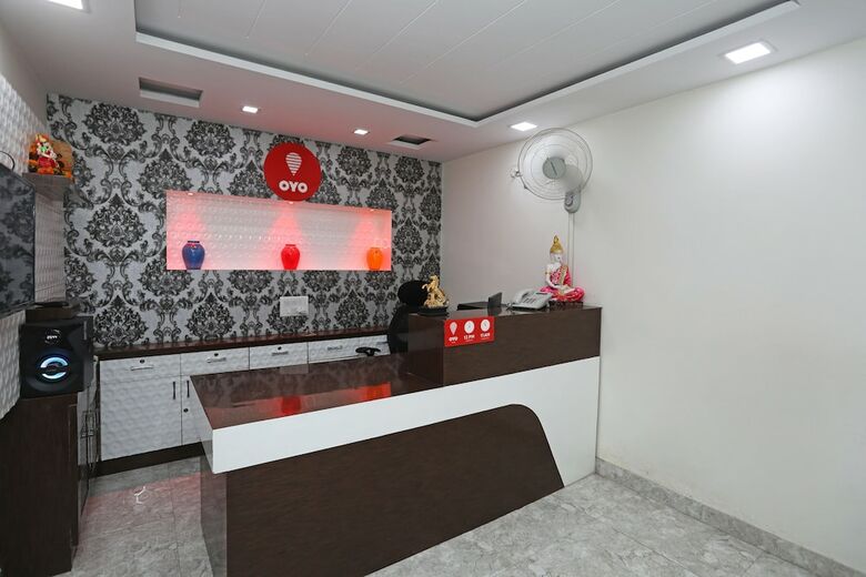Hotel Oyo 10938 Season Grand