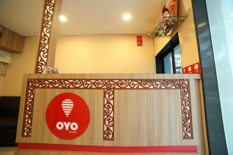 Hotel Oyo 8757 Prakash Inn