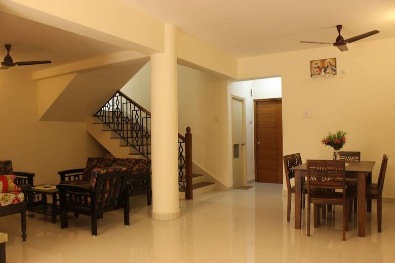 Oyo 9218 Home Duplex 4 Bhk Villa Candolim