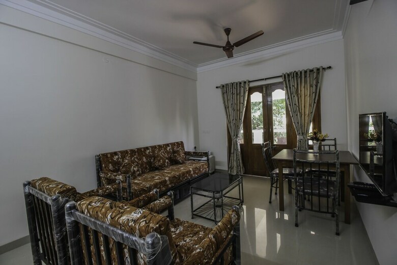 Hotel Oyo 11014 Home Goa Spacious 2bhk Nerul