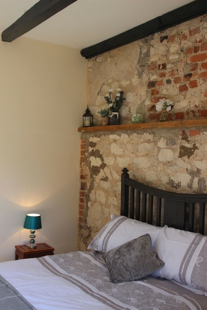 Norfolk Coast B&B Cottages And Camping